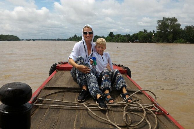 1-Day Mekong Delta Deluxe Tour: My Tho & Ben Tre (Max 10) - Ben Tre Province: Coconut Kingdom, Workshops, and Real Canal Life