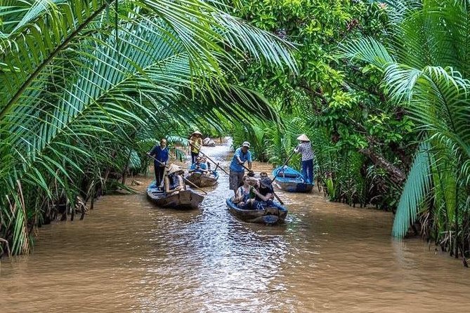 1-Day Mekong Delta Deluxe Tour: My Tho & Ben Tre (Max 10) - Lunch on the Riverside: Local Dishes and Vegetarian Options