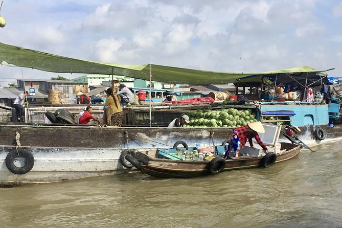 3D2N Mekong - Floating Market - Chau Doc - Boat To Phnom Penh - Chau Doc: fish farms on the water and Cham weaving on land