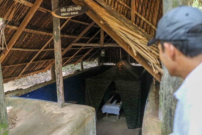 Adventure Cycling & Kayak Mekong-CuChi Tunnels Private Day Tour - Quiet waterways at the top of the Mekong: kayaking the canal maze