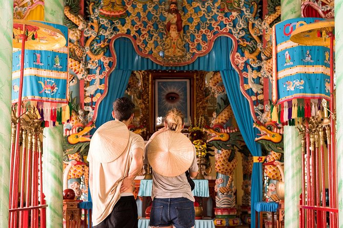 Authentic Mekong Delta Tour With Local Experts - Through Thu Thua canals: speedboat, then rowboat