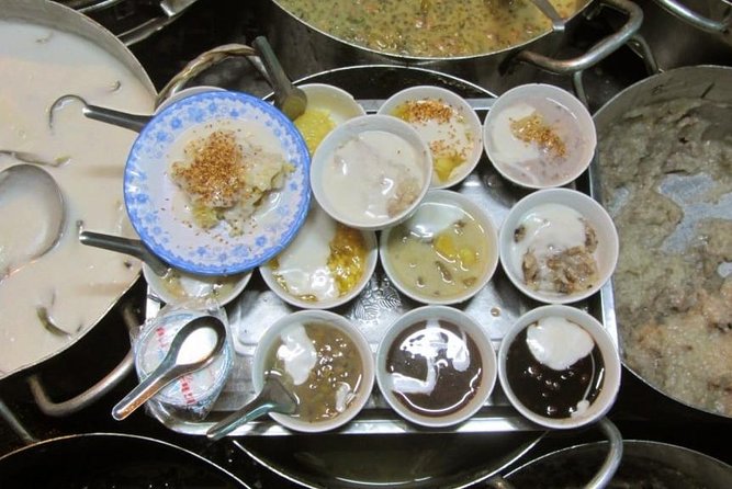 Award-winning Saigon Food Tour with GirlPower Drivers | KissTour - The GirlPower factor: what the guide experience changes