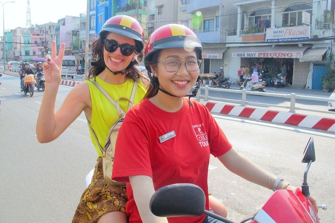 Big Eats & Small Seats - Practical tips that make the ride easier
