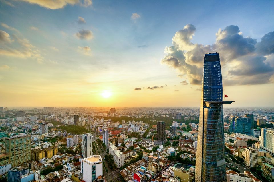 Bitexco Financial Tower: Saigon Sky Deck - Fast Track Ticket - Bitexco Financial Tower: the lotus-shaped icon you’re riding inside