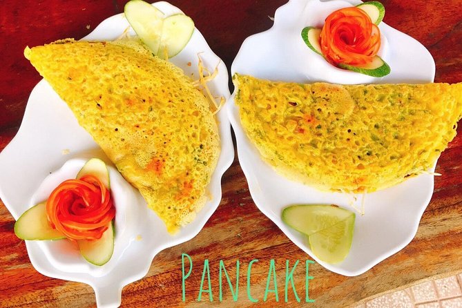 Chef Vu Cooking Class Plus Market Trip in Saigon Center (Pick up by Cyclo) - A cyclo ride to set the tone in Saigon
