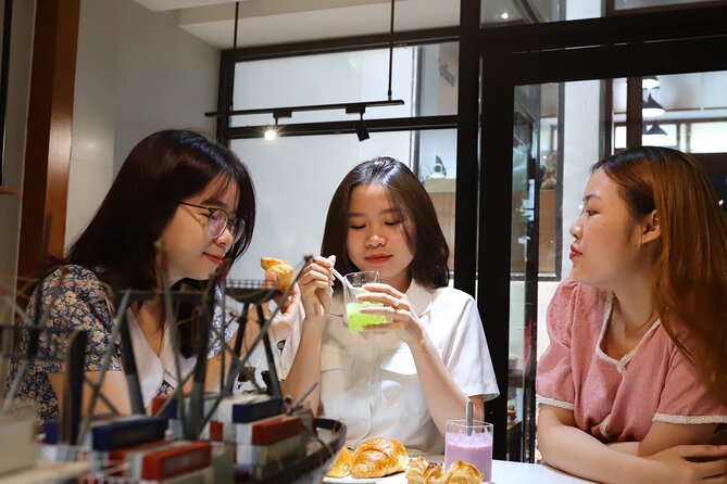 Coffee Workshop in Ho Chi Minh City: Discover the art of coffee - Roasting hands-on: three roast levels and the taste you can name