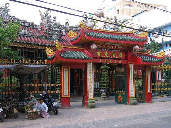 Committed Non-Touristy Saigon Street Food Tour By Scooters/Car - Key things that make this Saigon street food tour worth your time