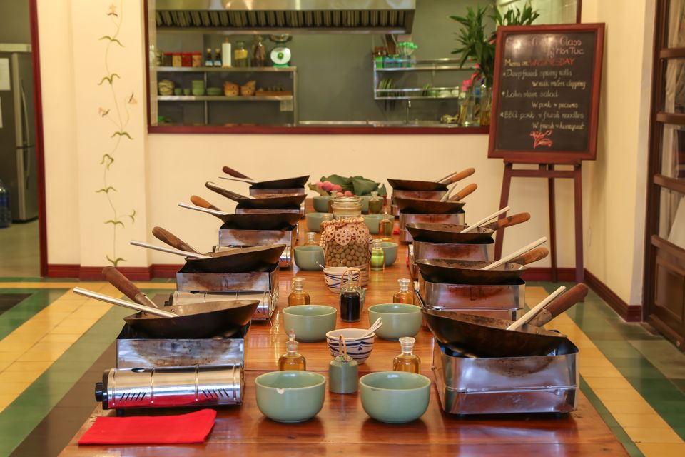Cooking Class with Ben Thanh Market visit - From Market to Kitchen by Taxi: Why the Timing Works