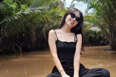 Crawl and Paddle Full day Cu Chi Tunnels and MeKong Delta - Crawling the tiny tunnel halls: what you’ll actually do