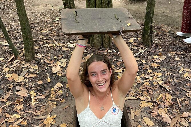 Cu Chi Tunnels & Mekong Delta Tour with VIP Limousine Transfer - Small-group pacing, long hours, and comfort details that matter