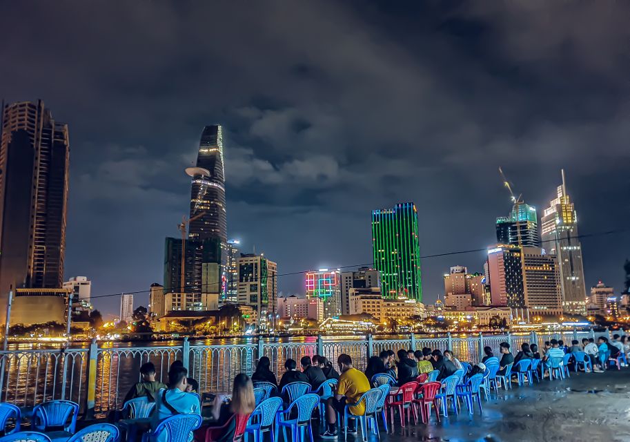 Discover Saigon's Local Sites and Culture by Motorbike - District 5 Chinatown: markets, trades, and a Chinese temple