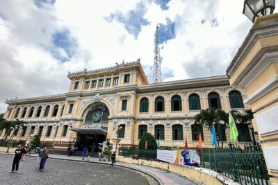 [Free E-sim] Half Day Guided Tour in Ho Chi Minh City - Central Post Office: the fast photo stop with big European flavor