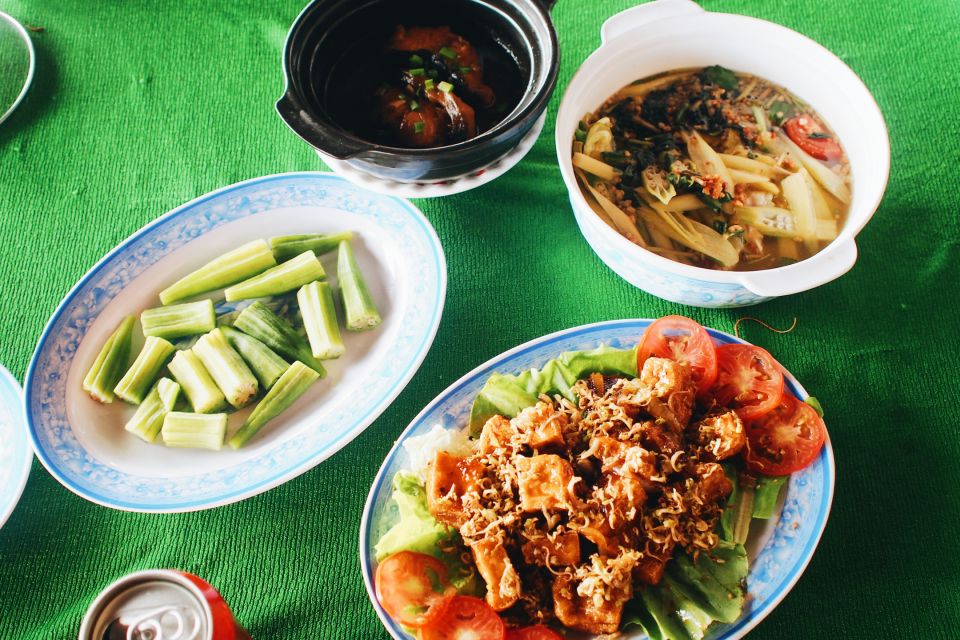 From Ho Chi Minh City: Mekong Delta VIP Tour by Limousine - Lunch in the Mekong: Vietnamese dishes plus a vegan option