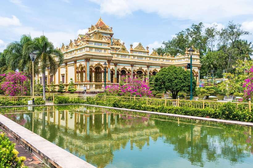 From Ho Chi Minh: Mekong Delta Small Group Day Trip - Vinh Trang Pagoda: the culture stop that actually sets the tone