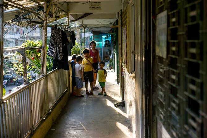 Half Day - Saigon Off-the-Beaten-Path - City Cycling Tour - Chợ Lớn (District 5 Chinatown) through narrow lanes and temple streets