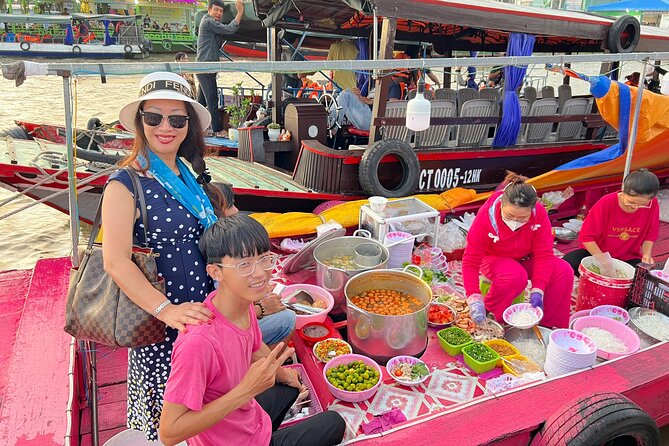 HCM: 2-Day Mekong Delta Floating Market with Cooking & Bike Ride - From Ho Chi Minh City to Vinh Trang Pagoda: the ride that sets expectations