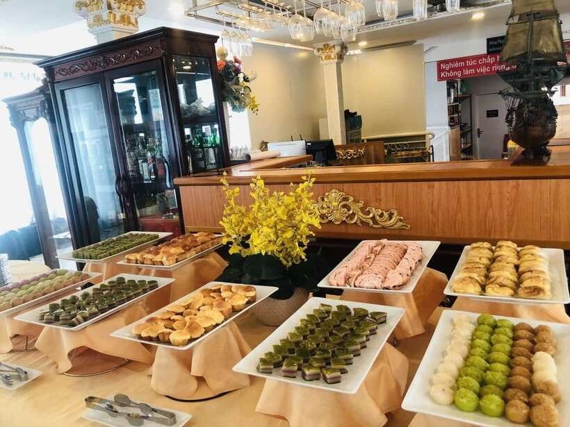 HCM: Saigon River Dinner Cruise - Who This Cruise Is Best For (And Who Might Want Something Else)