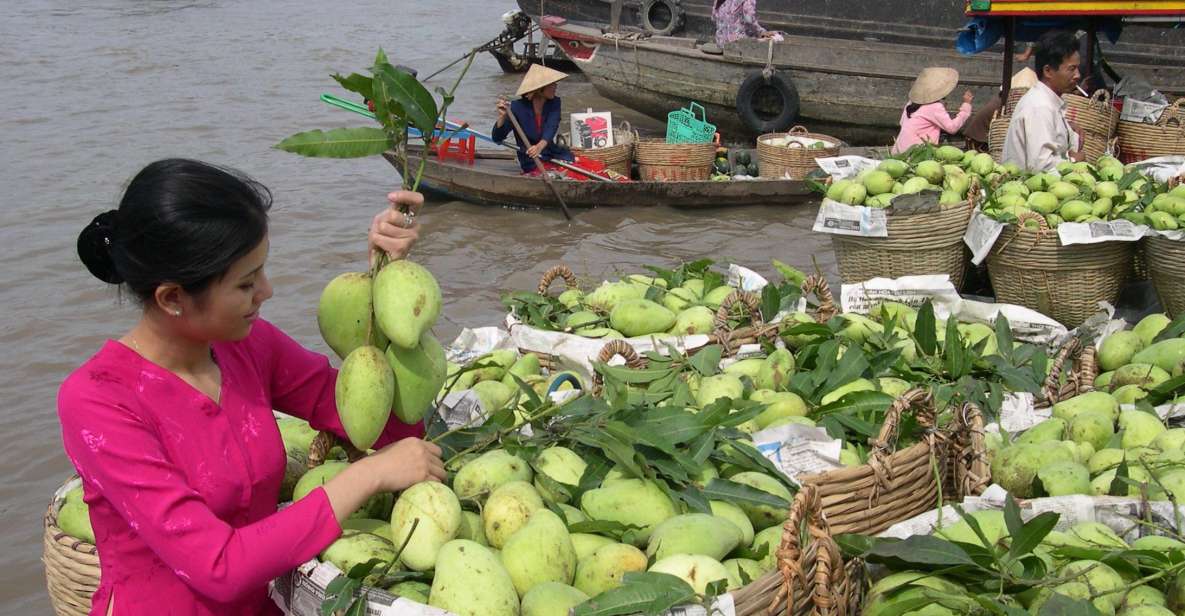 HCMC: Cai Rang Floating Market & Mekong Delta Private Tour - Cruising Cai Rang Floating Market from the water
