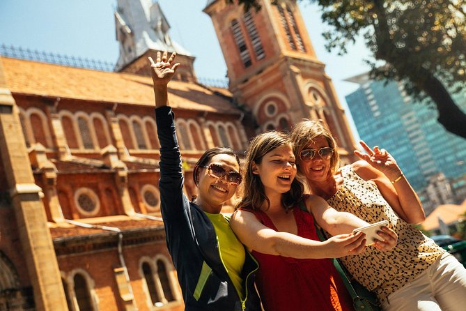 Highlights & Hidden Gems With Locals: Best of Ho Chi Minh City Private Tour - Saigon Opera House: Getting Oriented Where the City Shows Off