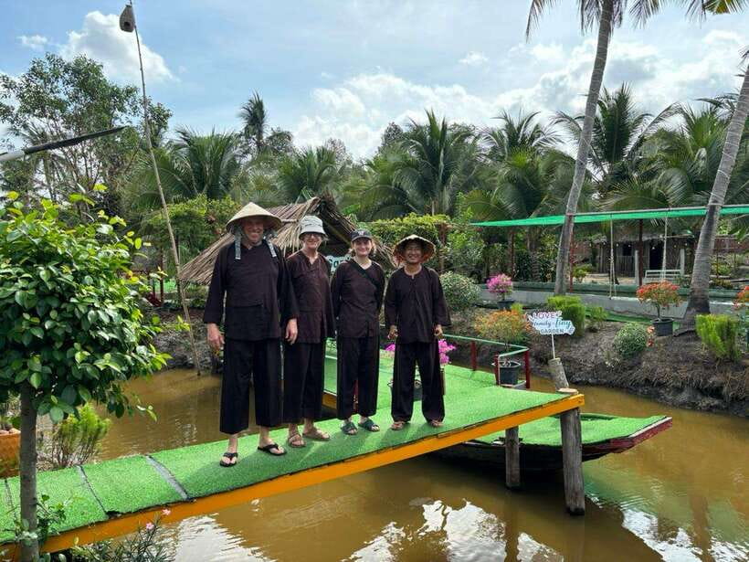 Ho Chi Minh City: 2-Day Bike & Kayak Mekong Delta Tour - Vinh Trang Pagoda, Tien River boats, and Đàn Ca Tài Tử