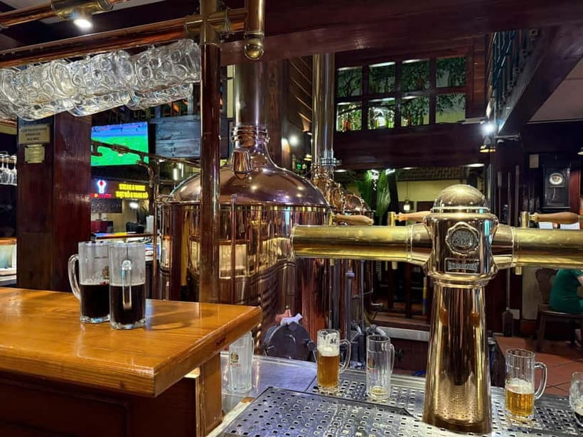 Ho Chi Minh City: Craft Beer and Local Food Tour by Scooter - The Food Stops: Five Pairings That Keep the Night Fun
