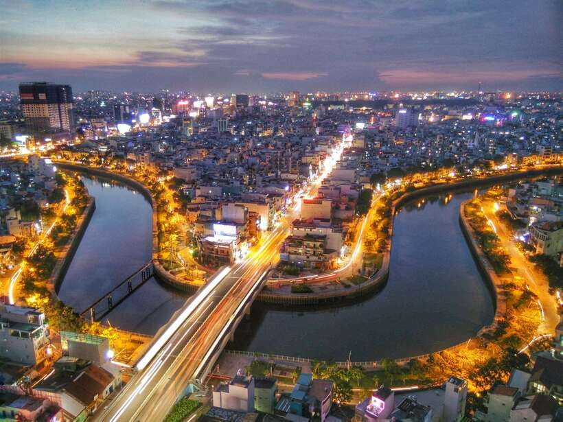 Ho Chi Minh City: Guided Half-Day Tour with Hotel Pickup - 4 Hours, 6 Icons: How the Route Feels in Real Time