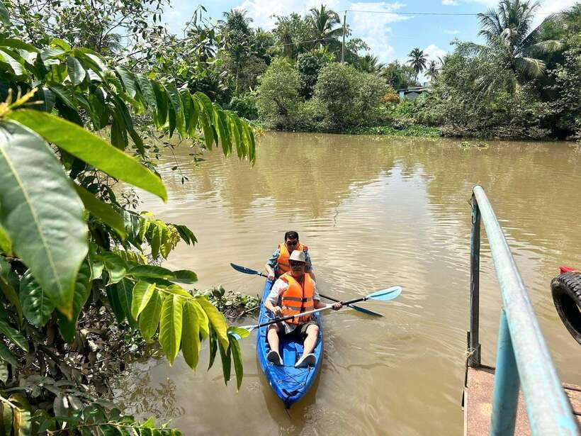 Ho Chi Minh City: Mekong Delta Tour with Sampan Journey - From District 1 Pickup to My Tho’s Vinh Trang Pagoda Calm