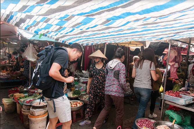Ho Chi Minh City Motorbike Tour w Student + Safe + Fun - Guide Style: Student Guides, Strong English, and Real Patience