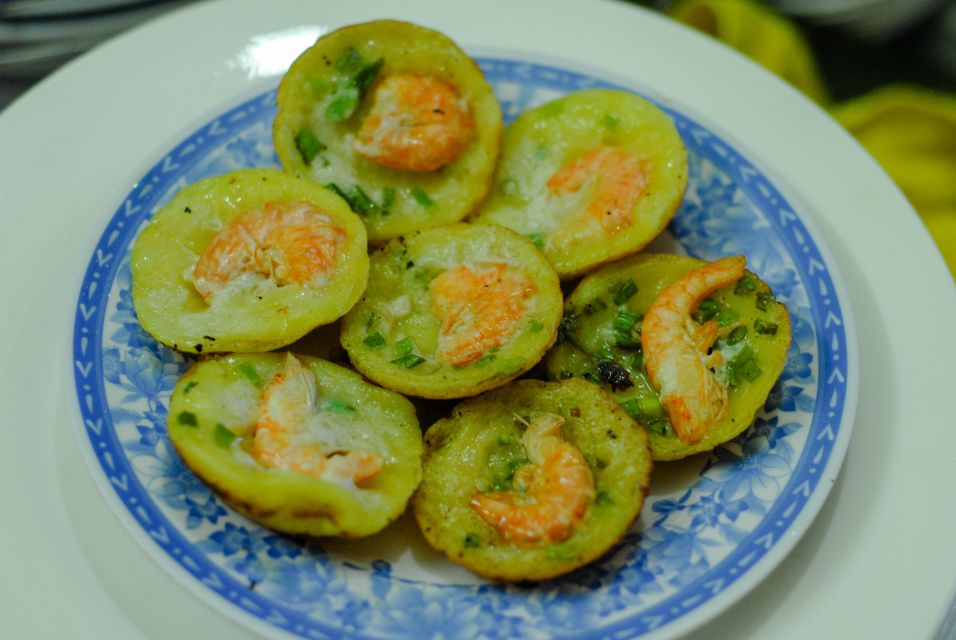 Ho Chi Minh City: Private Street Food Evening Walking Tour - Pace, portions, and how to avoid the stuffed-at-the-end problem