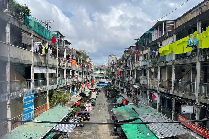 Ho Chi Minh City Sightseeing, midnight, Shopping tours by scooter - Stop 1: Getting Your Bearings in Central HCMC