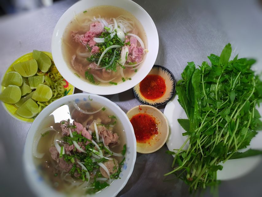 Ho Chi Minh City: Street Food and Sightseeing by Motorbike - The big flower market stop: color and timing in one stop
