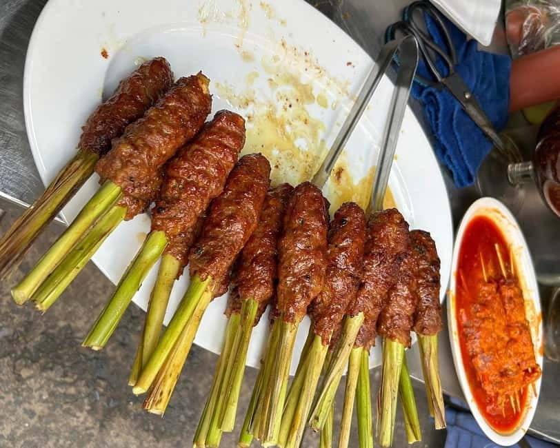 Ho Chi Minh City: Super Niche Walking Street Food Tour - Ho Thi Ky Food Street for another 45 minutes: street energy with real variety