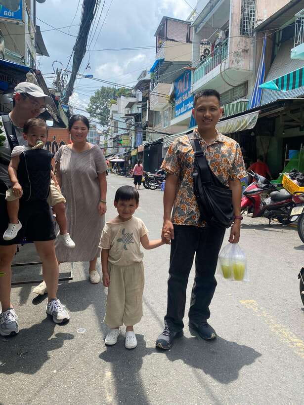 Ho Chi Minh City: Walking Food Tour with 13 Tastings - Price and value check: why $27 works when you compare the full package