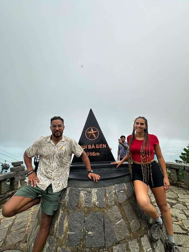 Ho Chi Minh: Cu Chi, Black Lady Mountain, and Cao Dai Tour - Cao Dai Temple at 11:30: Eye of God worship and the midday ceremony