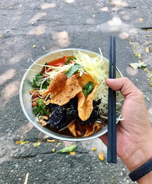 Ho Chi Minh: Original Walking Street Food Tour with Foodies - Your food menu: what you’ll taste across Saigon’s street stalls