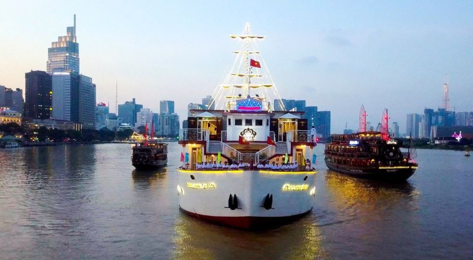 Ho Chi Minh: Private City Tour and Dinner Cruise with Buffet - Cyclo vs Scooter: Choose Your Comfort Level