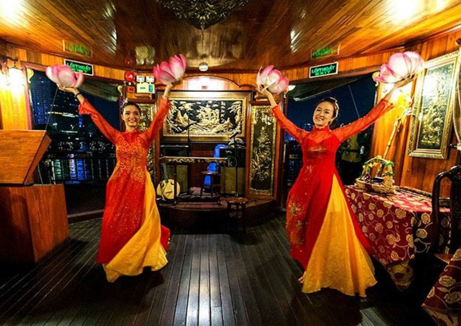 Ho Chi Minh: Private City Tour and Dinner Cruise with Buffet - Cyclo Route Highlights: Saigon’s Main-Sight Classics