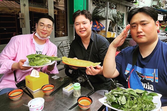 Ho Chi Minh/Saigon Zero Tourist Food Tour - Stop-by-Stop: From Fruit Wholesaler Market to Labyrinth of Eight