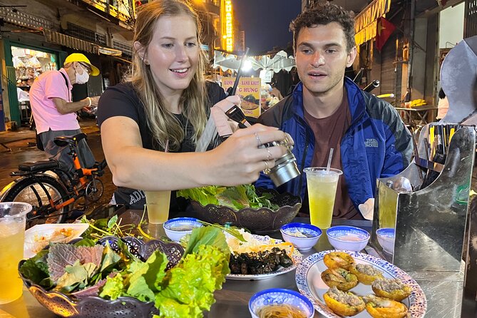 Ho Chi Minh/Saigon Zero Tourist Food Tour - Eating Like a Local: Beyond Pho at Neighborhood Spots