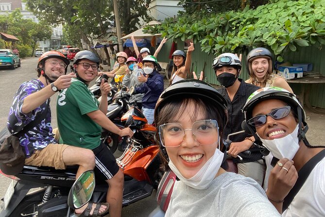 Ho Chi Minh Street Food Tour By Motorbike (Unique & Authentic) - Entering Saigon by scooter: what the ride really gives you