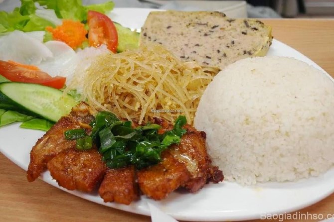 Ho Chi Minh Street Food Tour By Motorbike (Unique & Authentic) - Stop 4 (the scenic finish): Ba Son Bridge to Thu Thiêm, then District 1 skyline