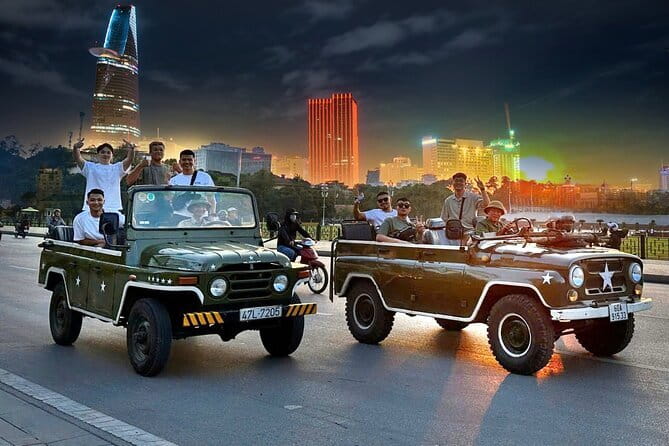 Jeep Tour Saigon By Night : FRESH SEAFOOD, STREET FOOD & SKY BAR - Key things I’d focus on before you go