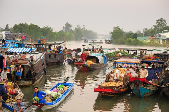 Mekong 2D1N SMALL GROUP Stay at Family Homestay WITH BBQ DINNER - Day 2: Bicycle Orchards and a Cooking Class Morning