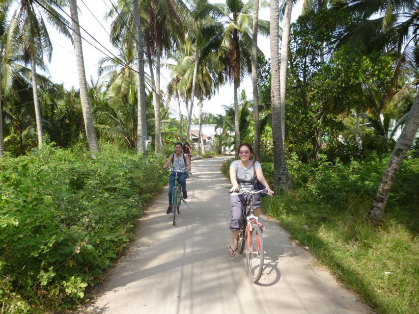 Mekong Day Tour by Car:Cai Be market, Local Island & Cycling - Fruit tasting plus Đờn Ca Tài Tử folk music