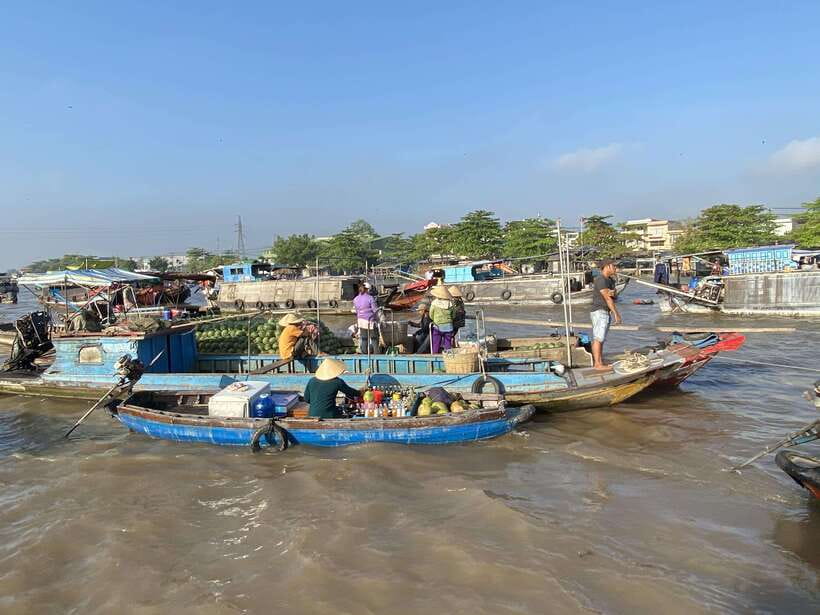 Mekong Delta 2 Days: Floating Markets & Cultural Exploration - Day 1: Ho Chi Minh City to Cai Be Canals and Orchards