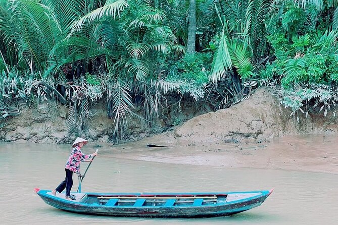 Mekong Delta Guided Tour from Ho Chi Minh City - My Tho Waterways: Motor Boat Meets Sampan Quiet
