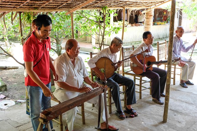 Mekong Delta Small Group Full Day Tour - Why the Mekong Delta feels different from the city