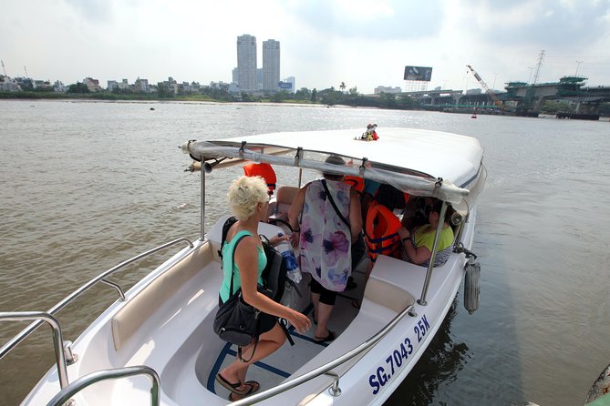 Morning CuChi Tunnels-Tapioca-Secret Traps Luxury Speedboat 2Ways - Why the Saigon River speedboat changes the whole day