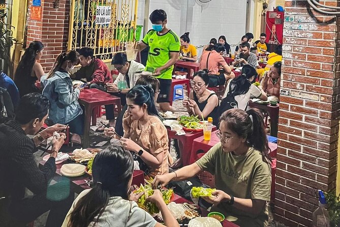Private Street Food Tour by Motorbike/Car with Local Students - Vegetarian eating in Saigon: it’s not an afterthought here