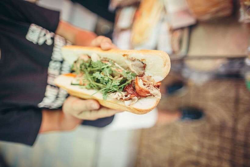 Saigon at Sunset: Ultimate Street Food Experience - The opening bites: Hu Tieu Bo Kho and xa xiu with food-history context
